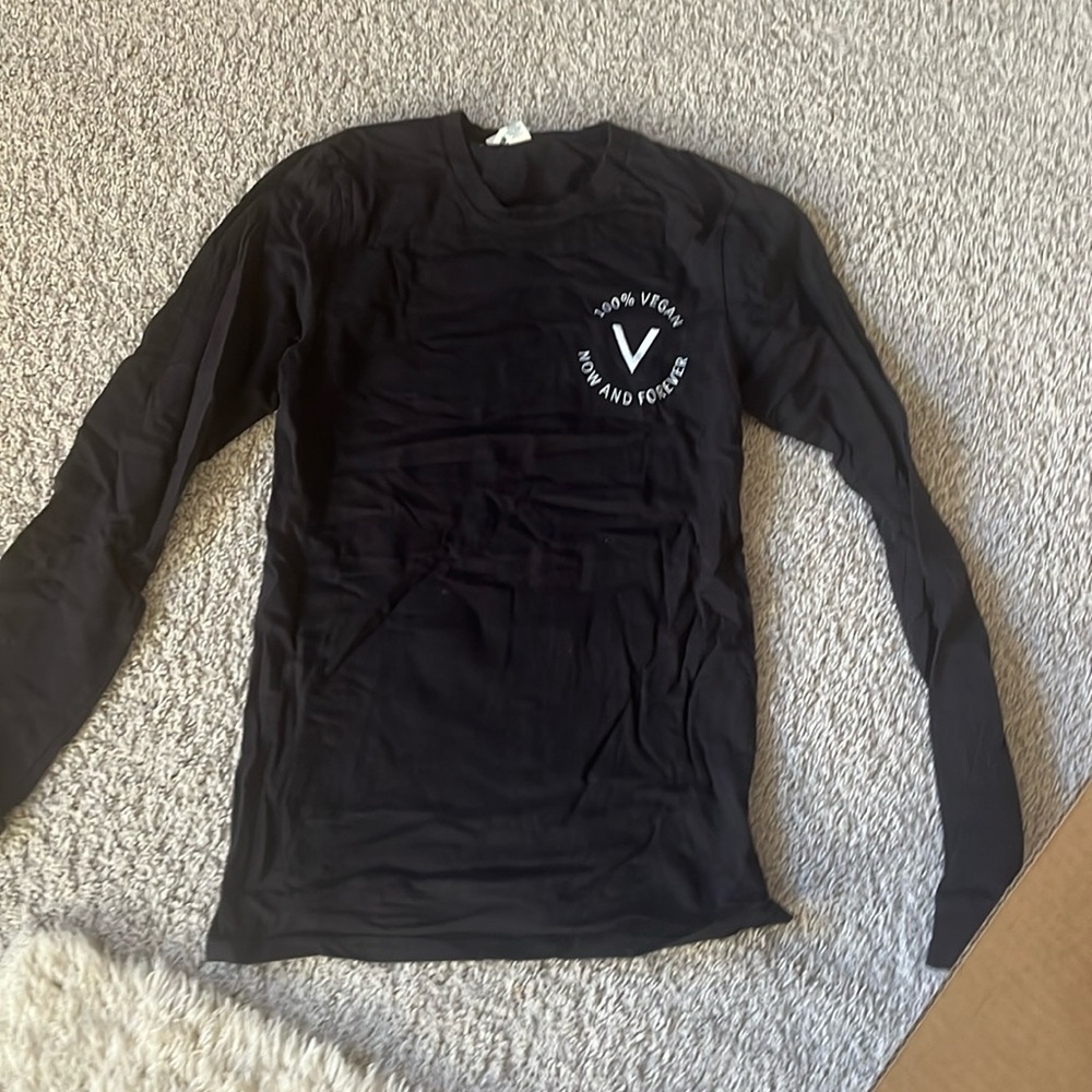 Aveda long sleeve T-shirt